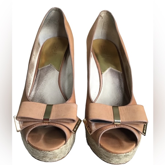 Michael Kors Leather “Meg Wedges” Espadrilles with Cute Leather Bows - Size 11 - Picture 2 of 11